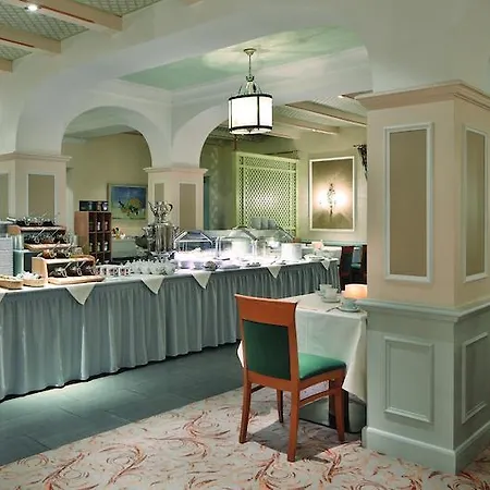 Jodquellenhof Alpamare 4*