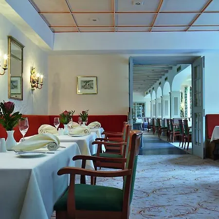 Jodquellenhof Alpamare Hotel 4*